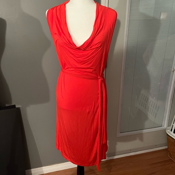 VENUS DARK ORANGE DRESS SIZE MEDIUM - Picture 2 of 10